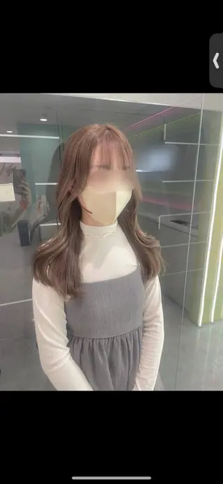 ロング 透明感カラー・レイヤ ー🎀amika🎀のヘアスタイル