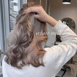 セミロング カラー 💜ハイトーン💛 マジカルかいちゃんのヘアスタイル