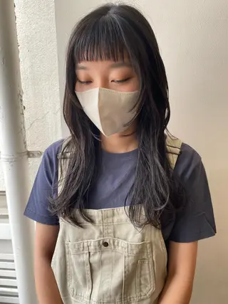 セミロング BOTTOMS所属・🌸透明感艶 カラー🌸Yuukiのヘアスタイル