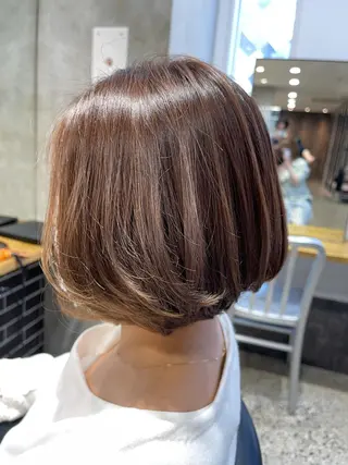 ショート カラー WISTERIA P LUS1 ikumiのヘアスタイル