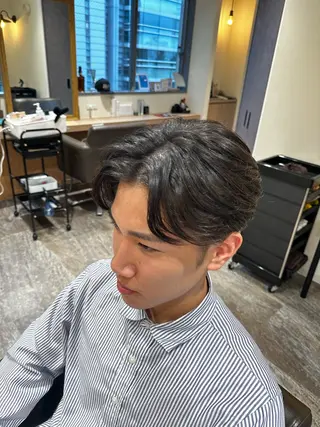 メンズ メンズカット×眉毛 デザイナー⚘Nanaの眉毛・アイブロウイメージ