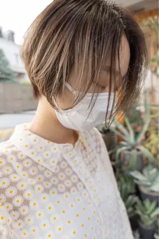 ショート カラー ショート/レイヤー なら石井知希のヘアスタイル