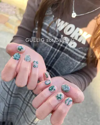 ネイル GULLIG söt GULLIGのネイルデザイン