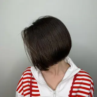 ショート ケリーズグリーン所属・ボブ/艶ハイトーン 森田/嵩士のヘアスタイル