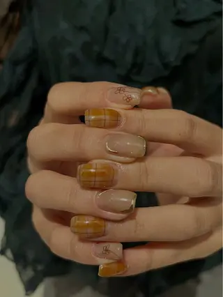 ネイル Cleo中目黒店 Hinahoのネイルデザイン