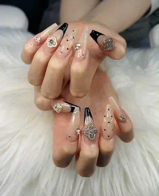 ネイル Noiranail_ studioのネイルデザイン