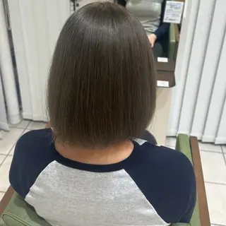 カラー 西澤 希のヘアスタイル