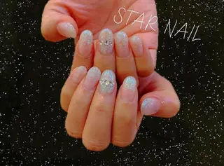 ネイル STAR NAIL所属・STAR NAILのネイルデザイン