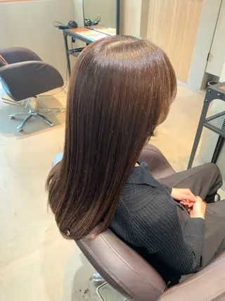 ロング カラー AUBE 浅野のヘアスタイル