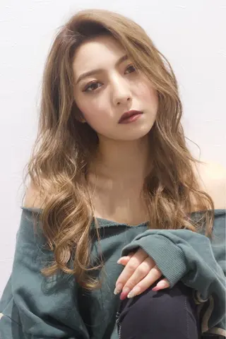 ロング カラー パーマ ヘアアレンジ 韓国ヘア/髪質改善 /Harunaのヘアスタイル