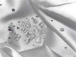 ネイル ちゅるんネイル🪄 耳ツボジュエリー🔗のネイルデザイン