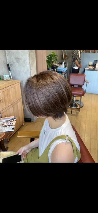 ショート カラー 西内 亮太のヘアスタイル