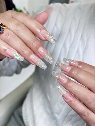 ネイル Flowerネイルサロン所属・. yukiのネイルデザイン