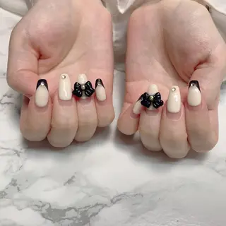 ネイル はな💎ネイル ワンホン、長さ出しのネイルデザイン