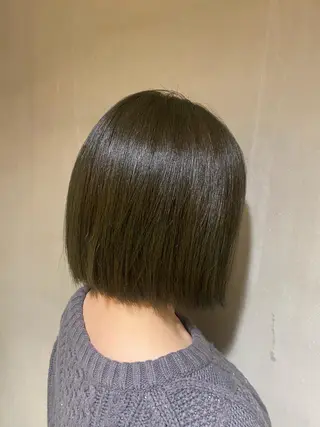 カラー ボブ/透明感カラー 岸本涼奈のヘアスタイル