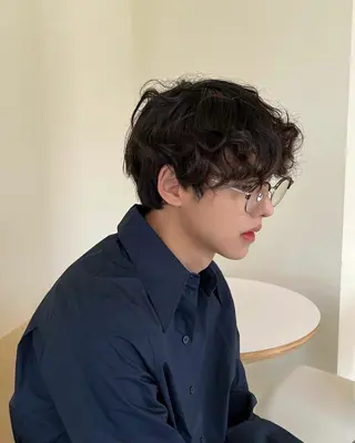 ショート パーマ メンズ 吉田一輝 外国人パーマのヘアスタイル