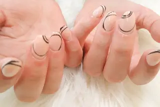 ネイル Allure _kのネイルデザイン