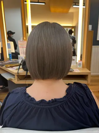 ショート カラー ✂︎HITOMI ✂︎のヘアスタイル