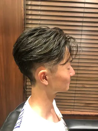 メンズ ヒロ銀座 川崎店所属・ヒロ銀座川崎 志田健介のヘアスタイル