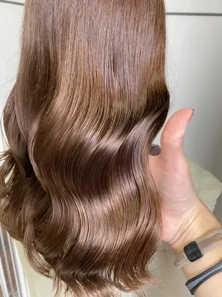 セミロング カラー 岩崎 昭憲のヘアスタイル