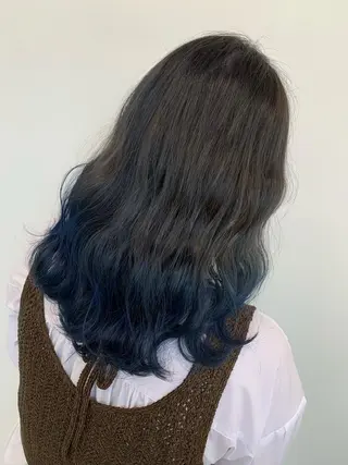 ミディアム カラー 天野 開のヘアスタイル