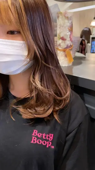 セミロング 細沼 葵のヘアスタイル
