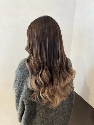 カラー nehus nagaoka所属・🖤複雑履歴ブリーチ Mizuki 🖤のヘアスタイル