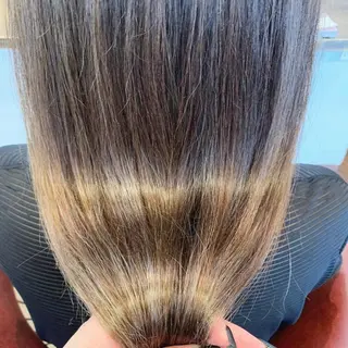 ロング カラー あべ ゆうかのヘアスタイル