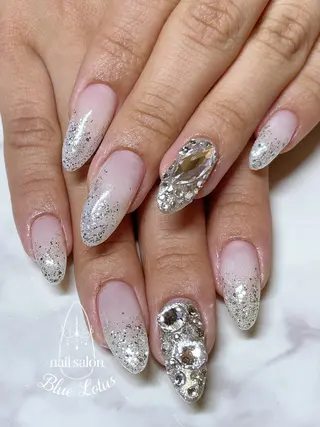 ネイル 三浦 藍のネイルデザイン