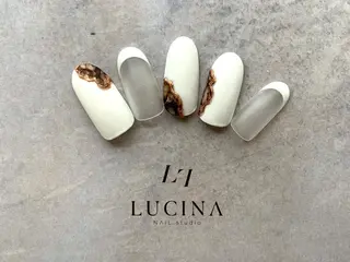 ネイル 新橋 ルキナ スタッフのネイルデザイン