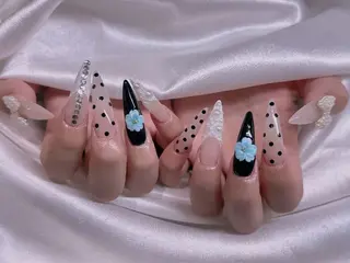 ネイル M2ネイルサロン【長さ出し&フィルイン導入店】所属・長さ出し専門店 RIRIのネイルデザイン