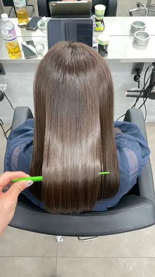 ロング 🦄髪質改善トリー トメント🦄イリスのヘアスタイル
