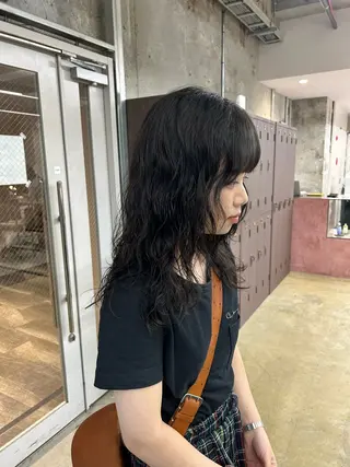 セミロング 松井ゆら/ 酸性ストレート/暖色のヘアスタイル