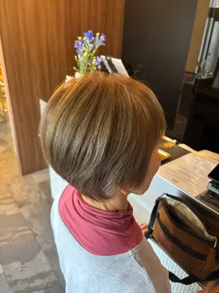 ショート 傷めない白髪ぼかし/ ワタナベユウマのヘアスタイル