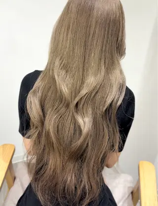 ロング カラー VIEW maacoのヘアスタイル