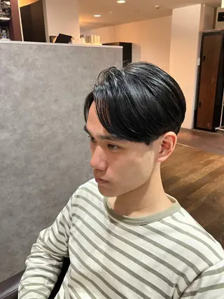 ショート メンズ TAYA 心斎橋所属・山本 聖真のヘアスタイル