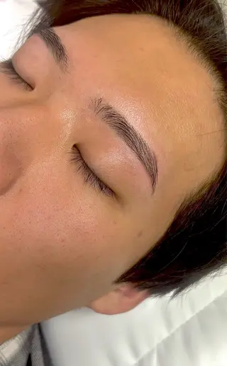 メンズ アイブロウ トレンド眉🤍🪄 kyokaの眉毛・アイブロウイメージ