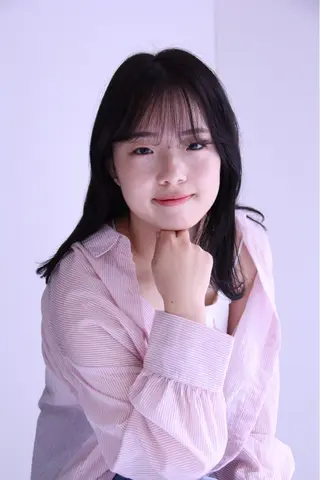 ミディアム カラー 顔周り/韓国レイヤー junkaのヘアスタイル