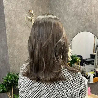 ミディアム カラー いなみね はるきのヘアスタイル