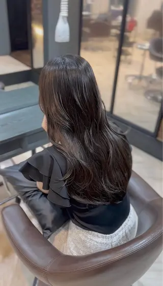ロング カラー 瀧口 賢也のヘアスタイル