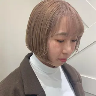 ミディアム HAUS.所属・秋守 百華のヘアスタイル