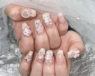ネイル RINA 🤍のネイルデザイン