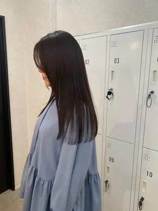 ロング カラー ネヅ カオルのヘアスタイル