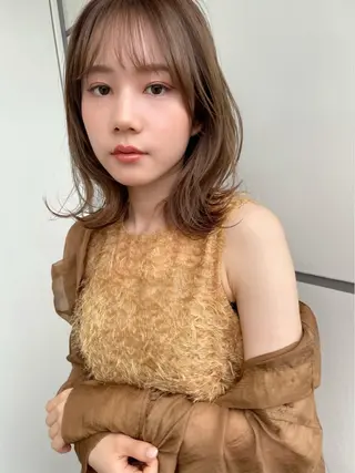 ミディアム カラー 結べるレイヤーボブ くびれLady表参道のヘアスタイル