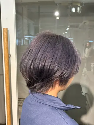 ショート カラー EMANONシェアサロン吉祥寺駅公園口店所属・🩶艶カラー🩶 柿沼うららのヘアスタイル