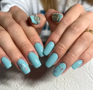 ミディアム 2dy所属・2DY NAIL SALONのネイルデザイン