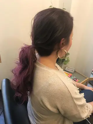 ロング カラー ヘアアレンジ BOBシークレット じょうじ⭐️成のヘアスタイル