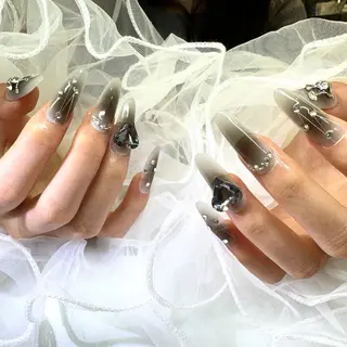 ネイル MoMo Nail所属・MoMo Nail 新大久保のネイルデザイン