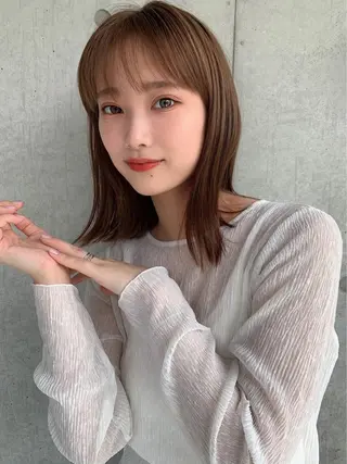 ミディアム 色気ある大人カラー /ブリーチなしのヘアスタイル