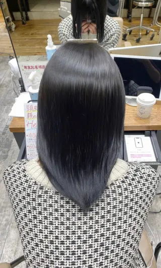 カラー 新宿/レイヤー 顔周りカット溝手優太のヘアスタイル